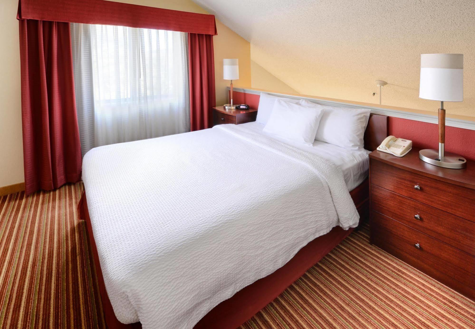 Residence Inn Dallas Las Colinas Irving Esterno foto